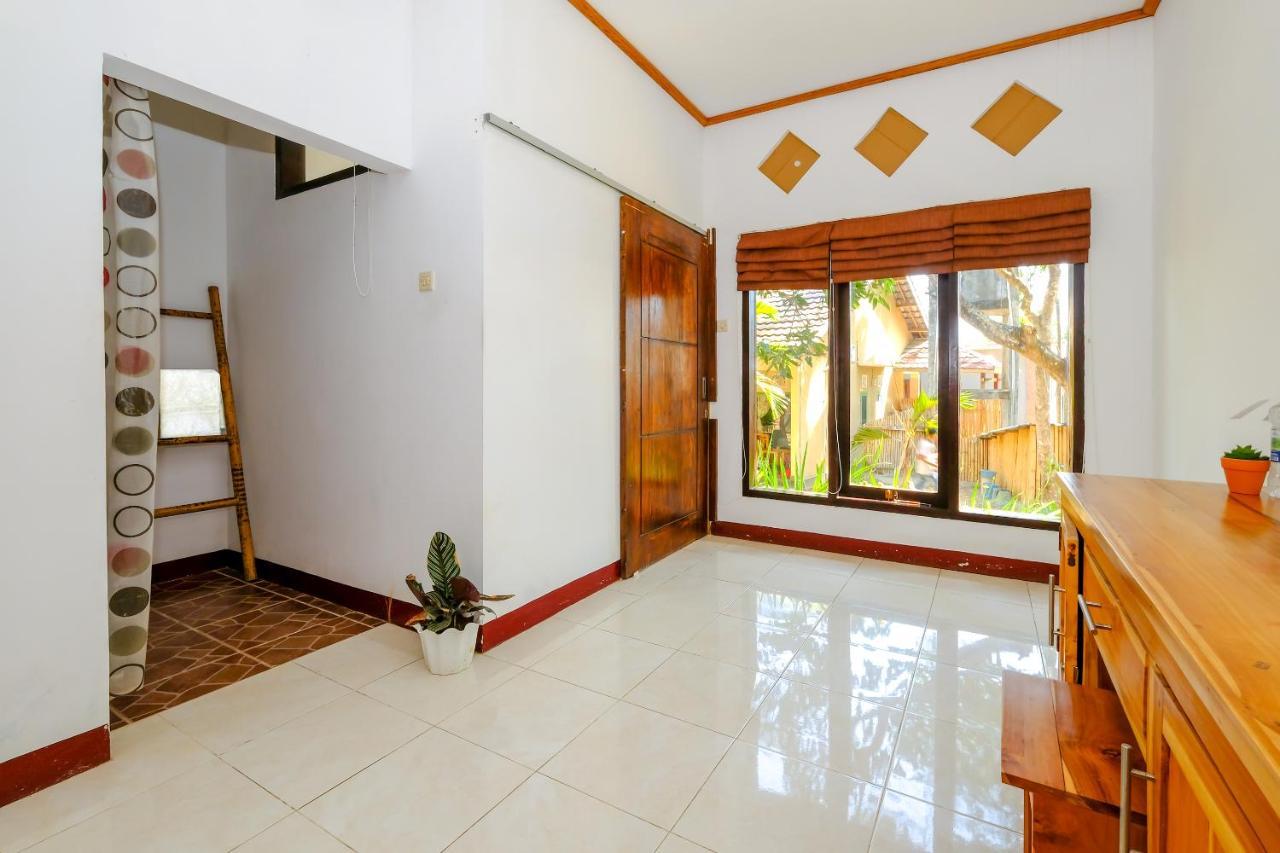 Kuta Circle Homestay Eksteriør bilde